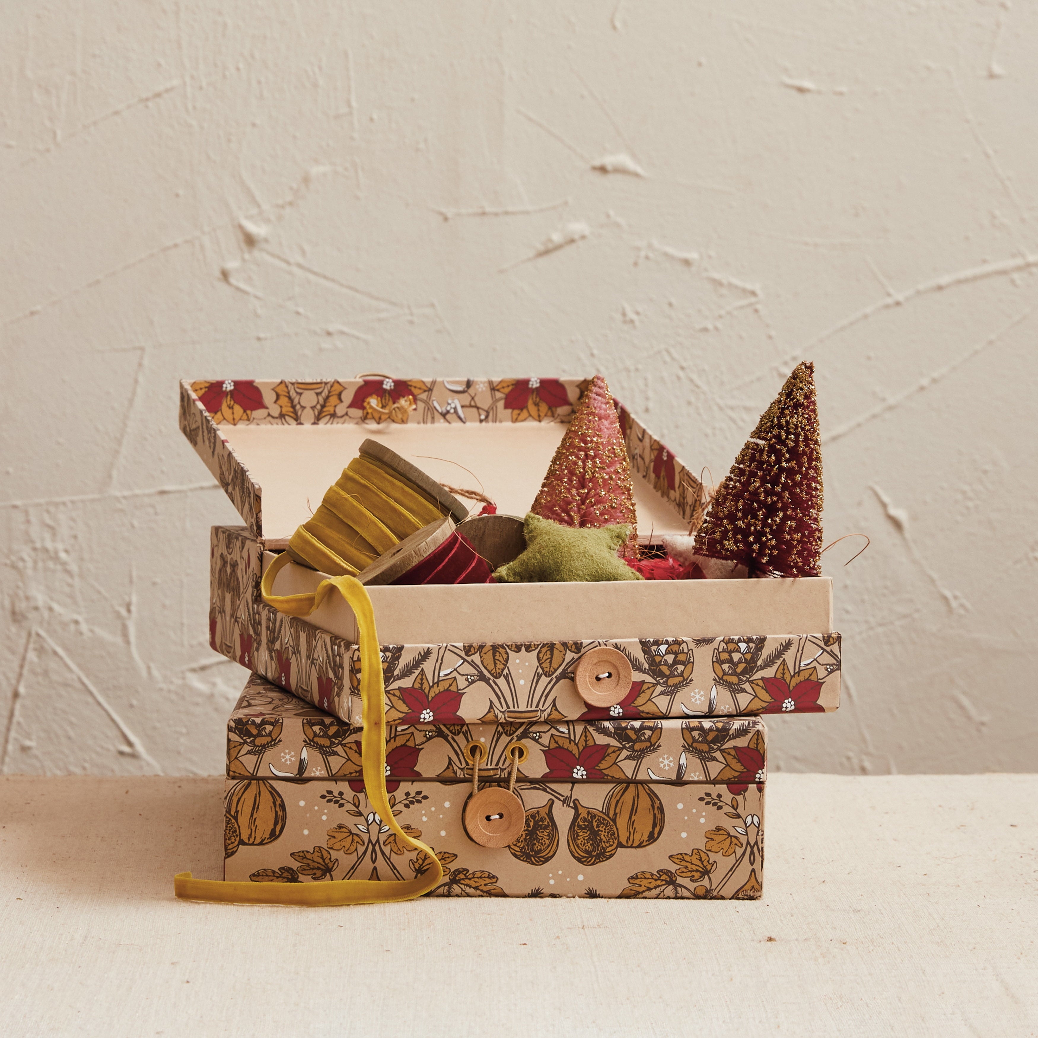 Creative Co-Op Floral Wide Paper Gift Boxes Set, Multicolor, Set of 2