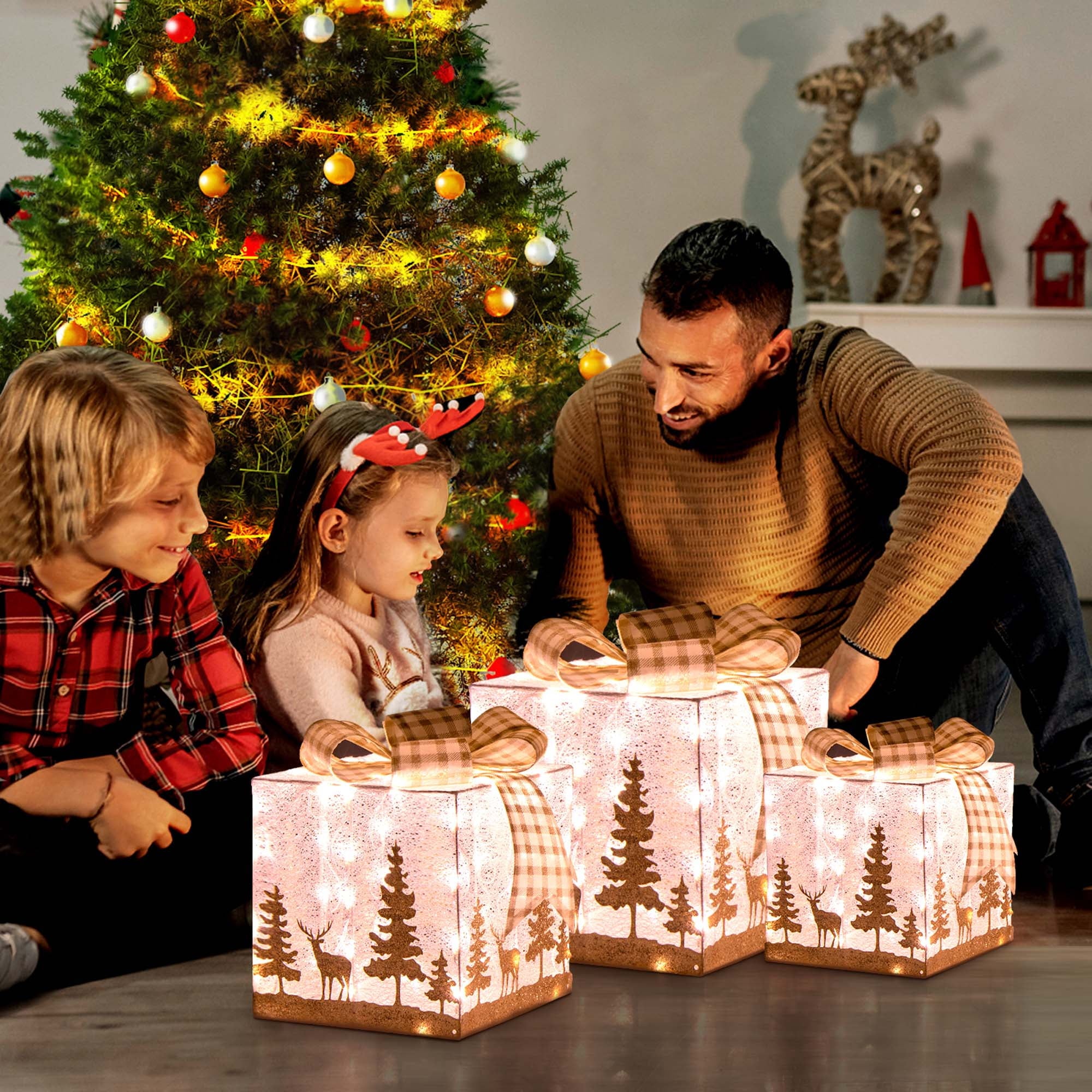 Costway Set of 3 Pre-Lit Christmas Gift Boxes Lighted Present Decoration with 100 Lights