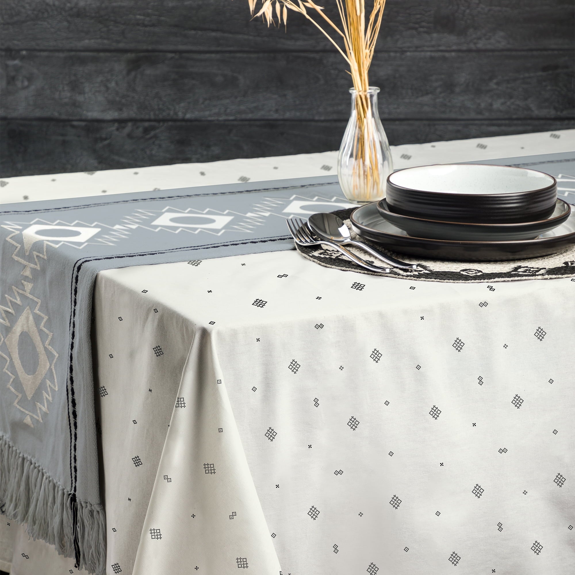 (2 pack) Yellowstone Rectangle Tablecloth 84", Beth Collection