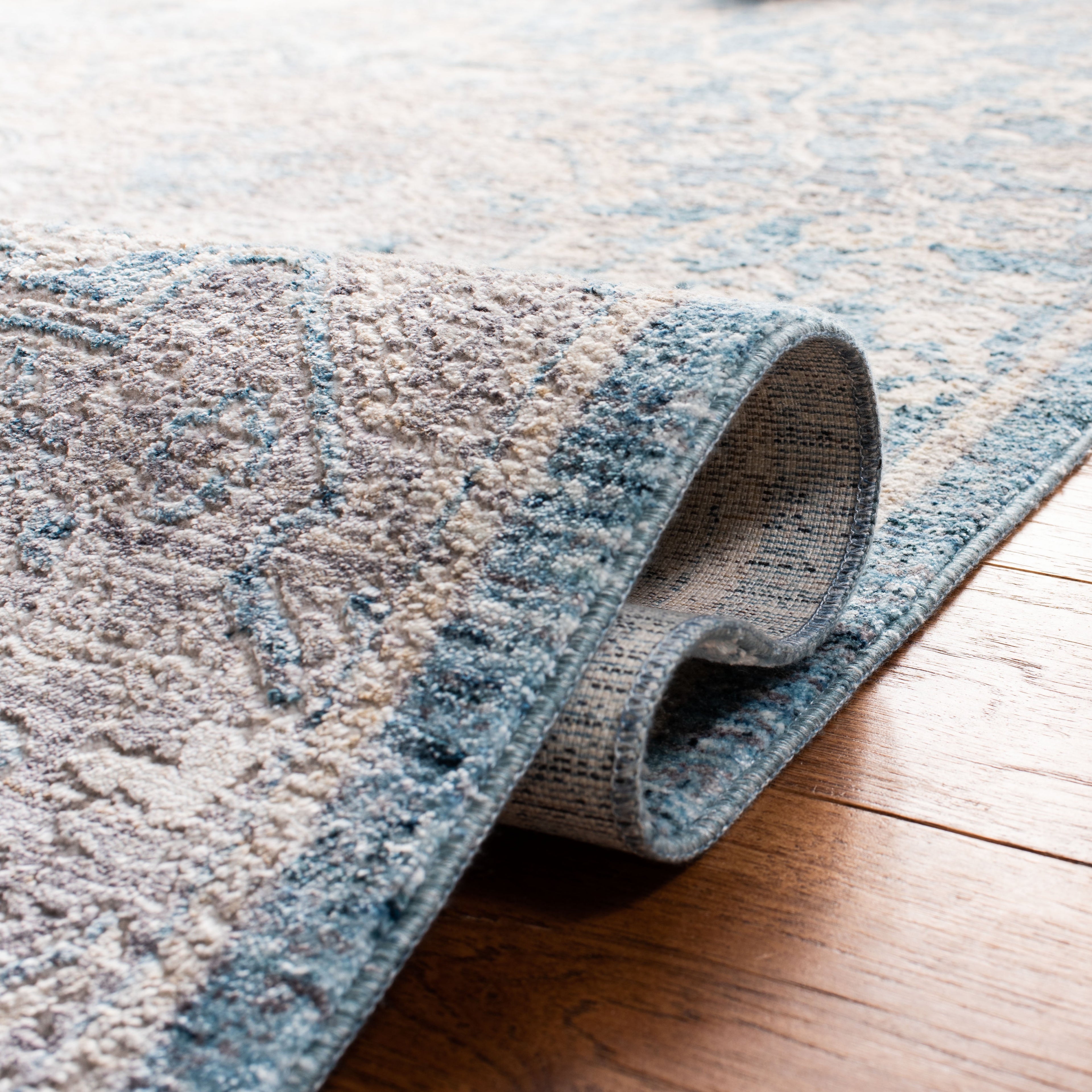 SAFAVIEH Dream Feride Floral Runner Rug, Blue/Grey, 2' x 8'
