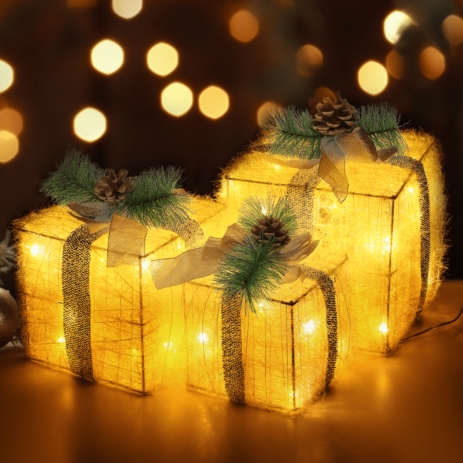 mollie Set of 3 Christmas Lighted Gift Boxes, Plug-in LED Light up Xmas Present Boxes Ornaments for Outdoor Indoor Christmas Tree Yard Holiday Party Favors Home Decor, White