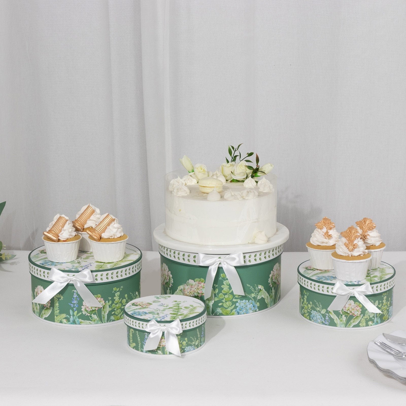 BalsaCircle Set of 4 Round Green Floral Nesting Cardstock Gift Boxes with Lids Party Accessories