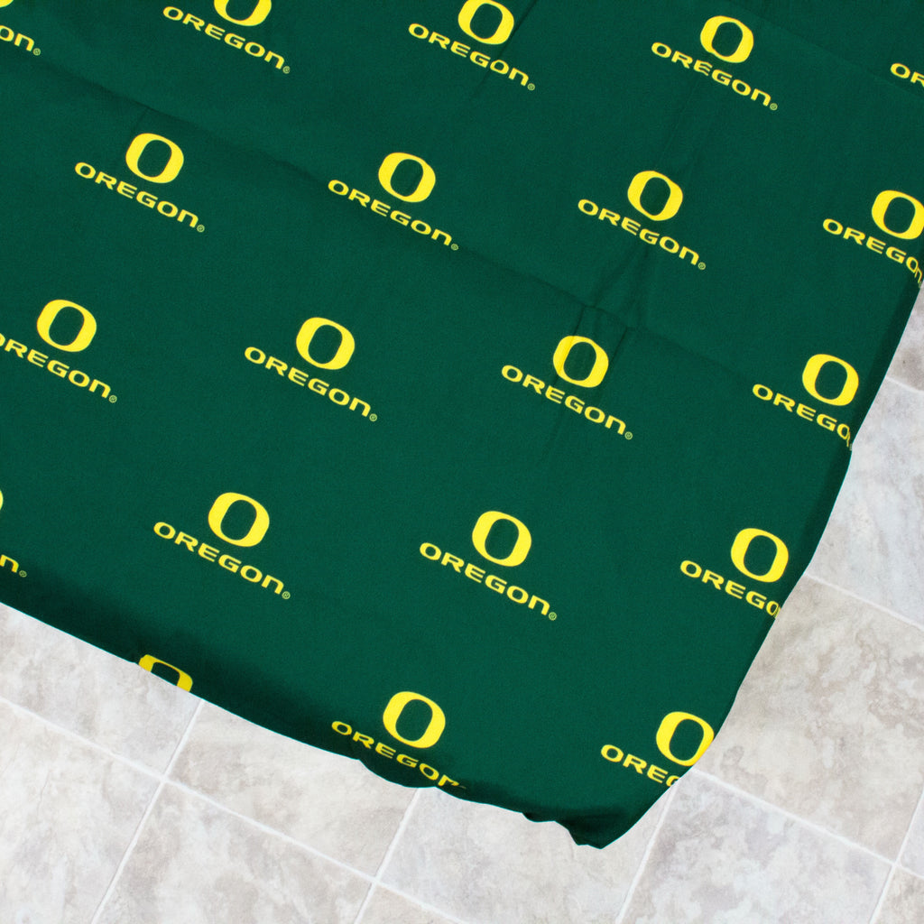 College Covers Oregon Ducks Tailgate Fitted Tablecloth, 96" x 30", 8 ft Table Cover