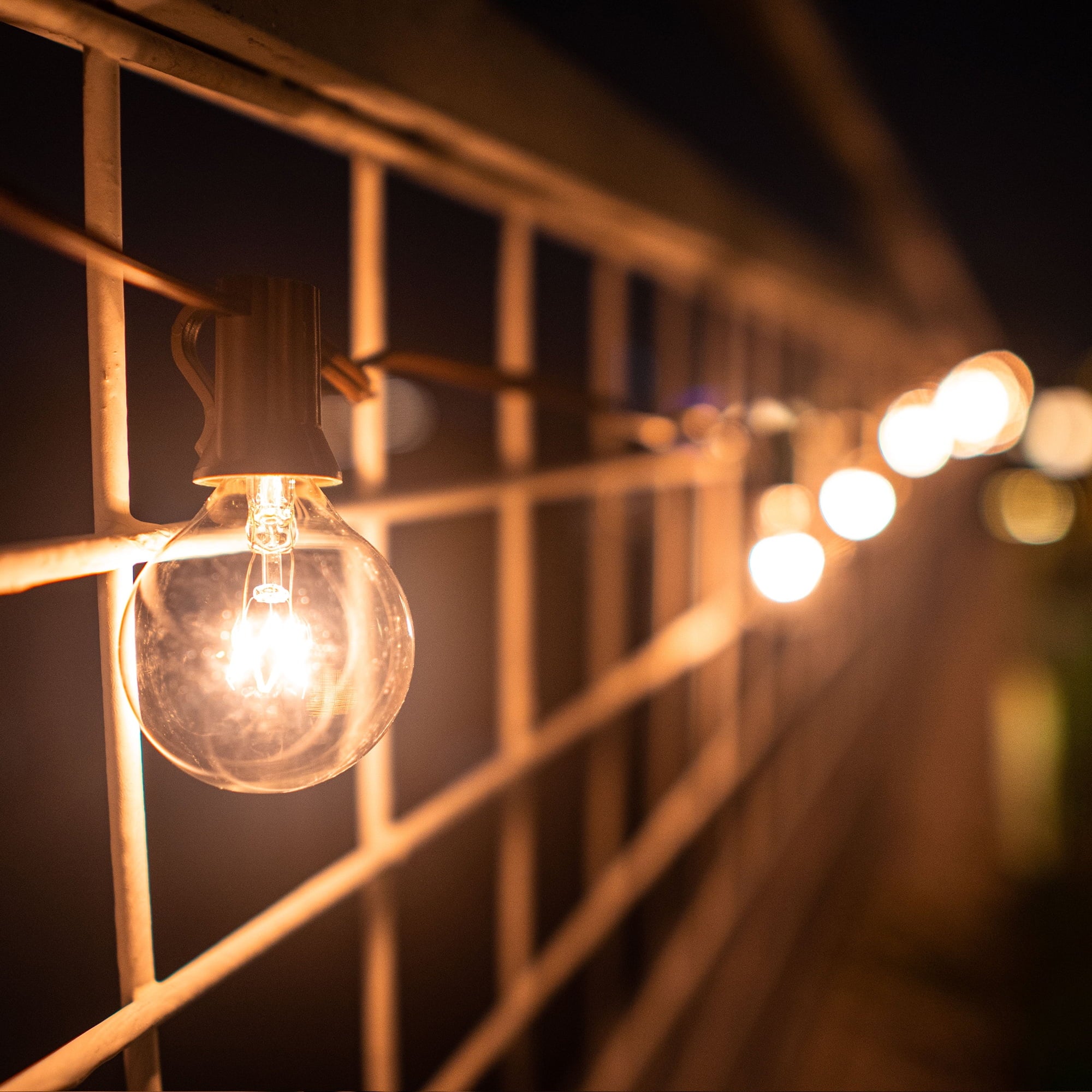 (2 pack) Better Homes & Gardens 20-Count Clear Glass Globe G40 Bulbs Outdoor String Lights