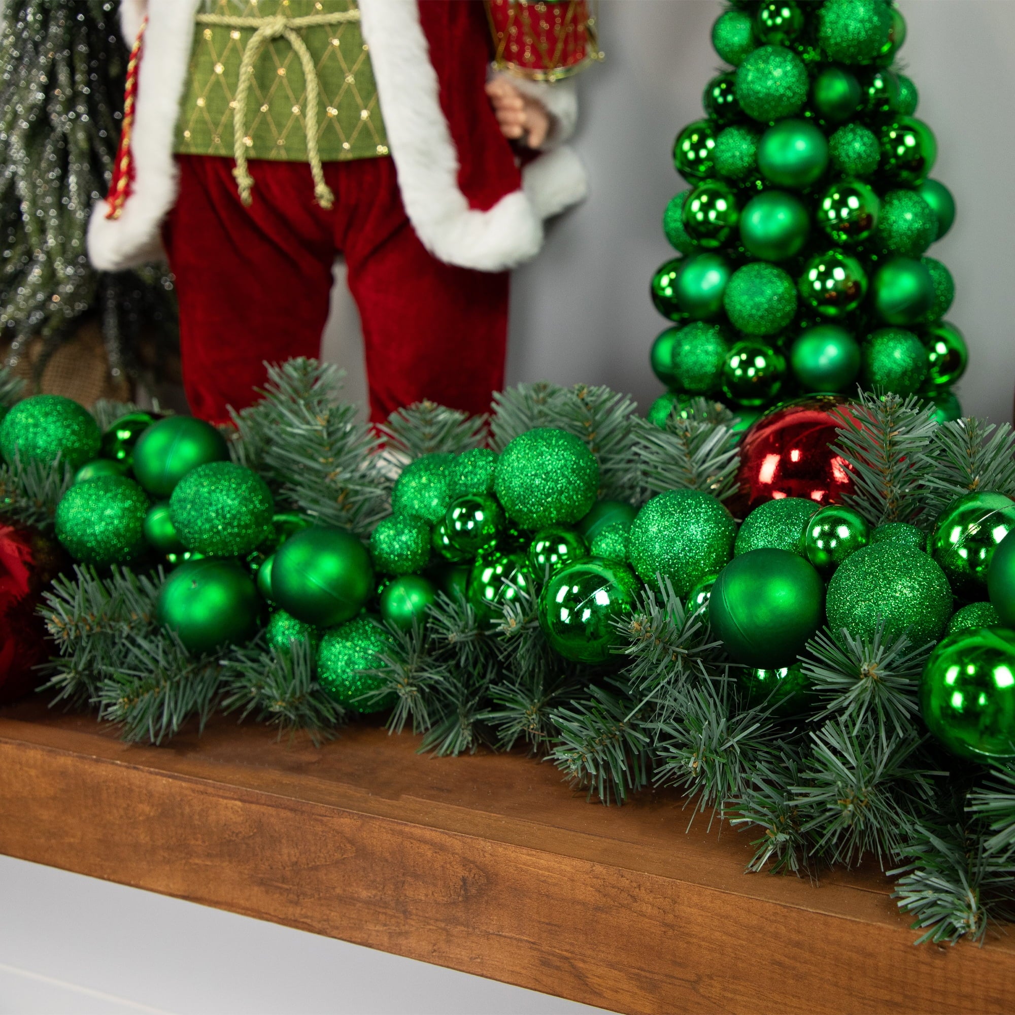 Northlight 3-Finish Shatterproof Ball Christmas Garland - 6' x 3.5" - Purple - Unlit