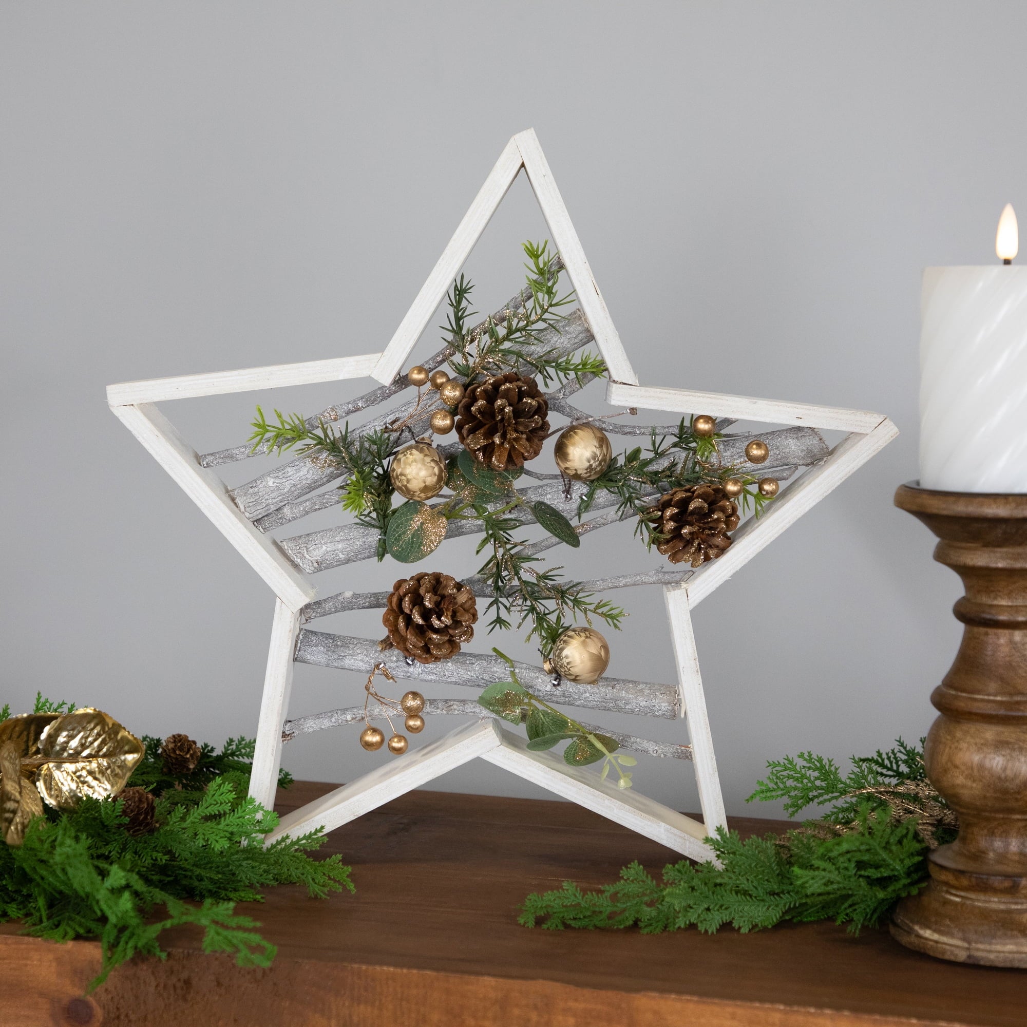 Northlight Pinecones and Berries Star Shaped Wooden Christmas Decoration - 14.5"