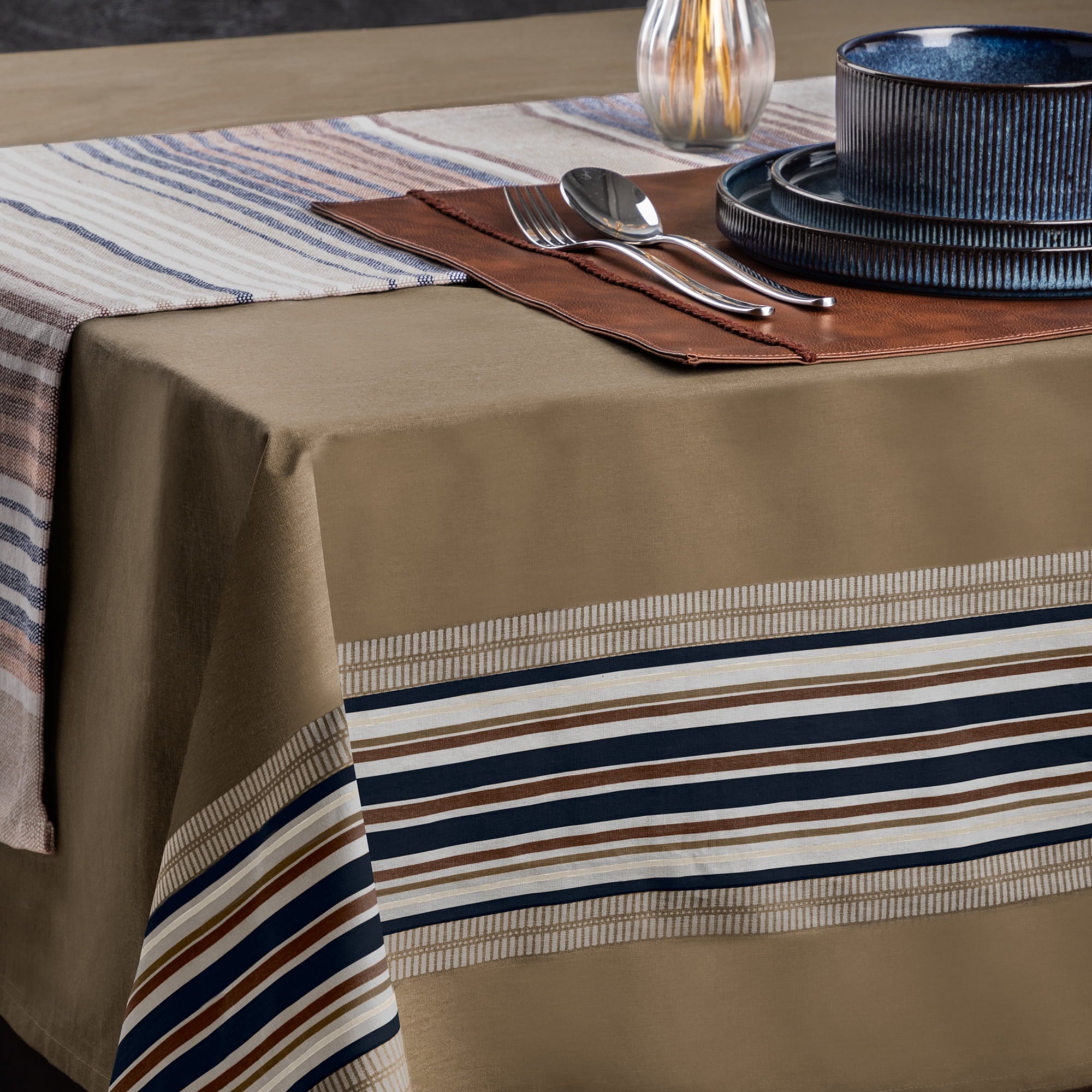 (2 pack) Yellowstone Rectangle Tablecloth 102", John Collection