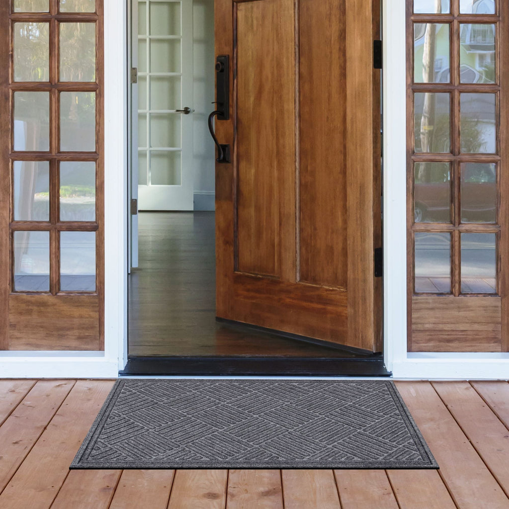 Mainstays Textures Crosshatch Polyester and Rubber Backed Doormat, 2' x 3', Smoke