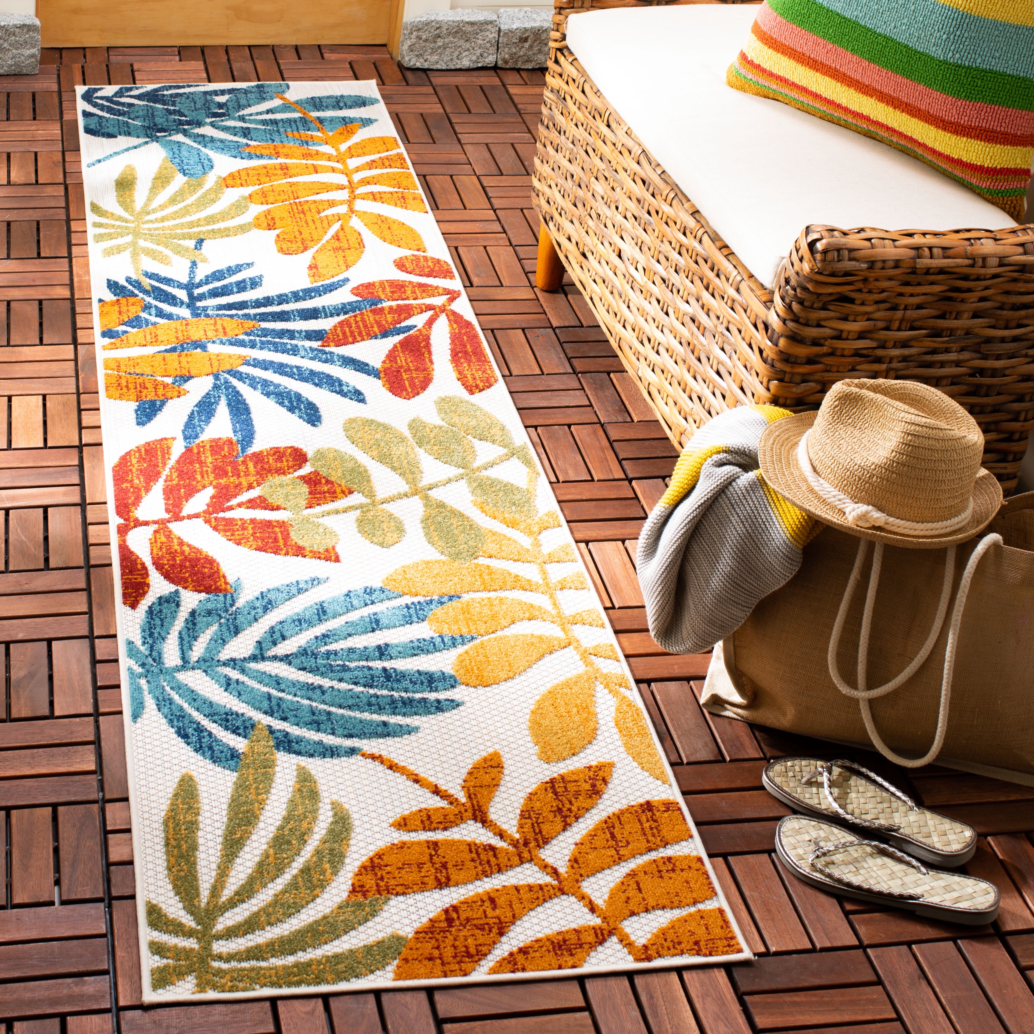 SAFAVIEH Cabana Elouise Botanical Indoor/Outdoor Runner Rug, Creme/Red, 2' x 18'