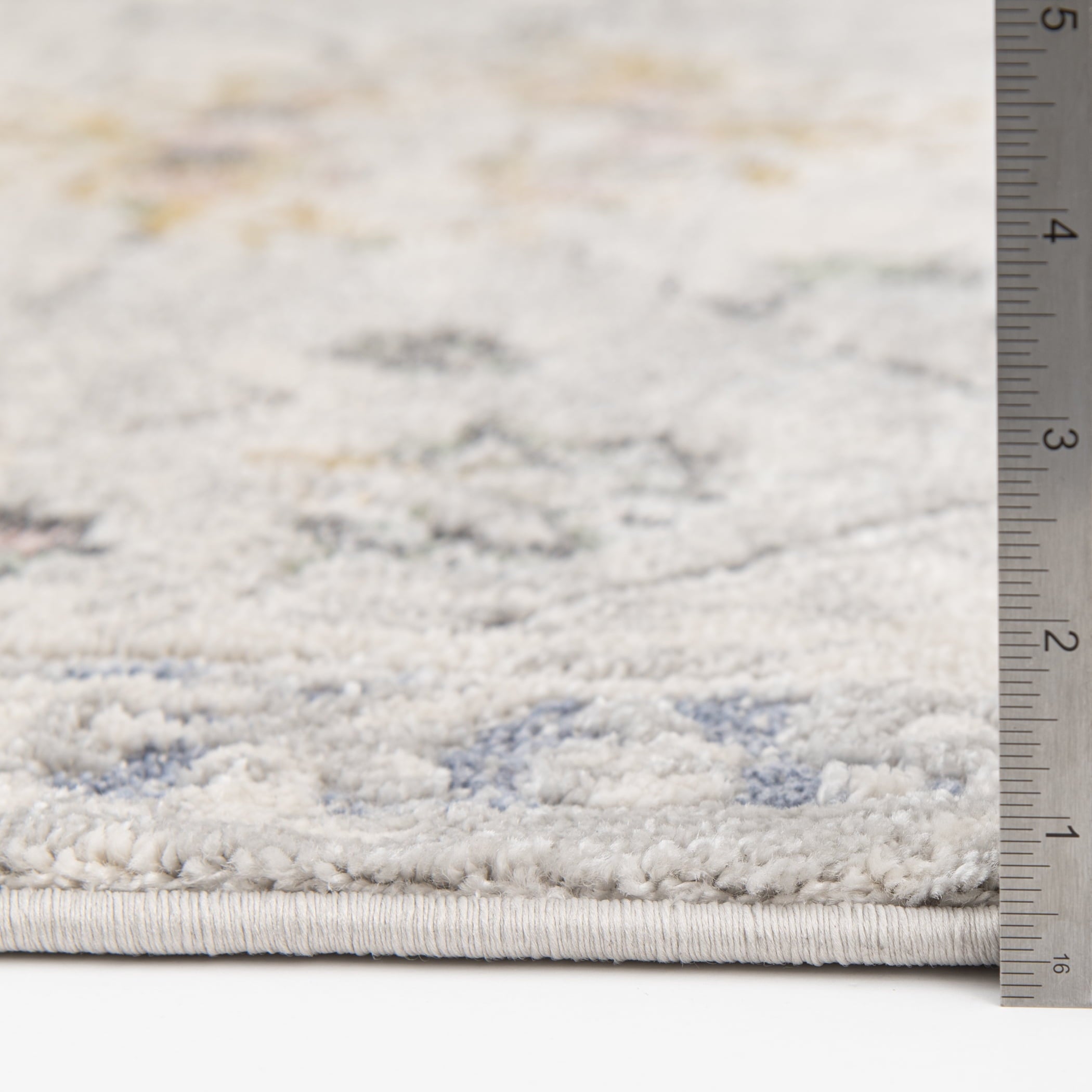 Better Homes & Gardens Persian Blooms Silver Indoor Area Rug, 5' x 7'