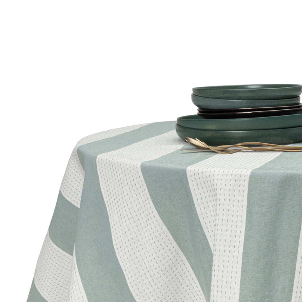 (4 pack) Thyme & Table 70" Round Tablecloth, Green and White with Black Tassels