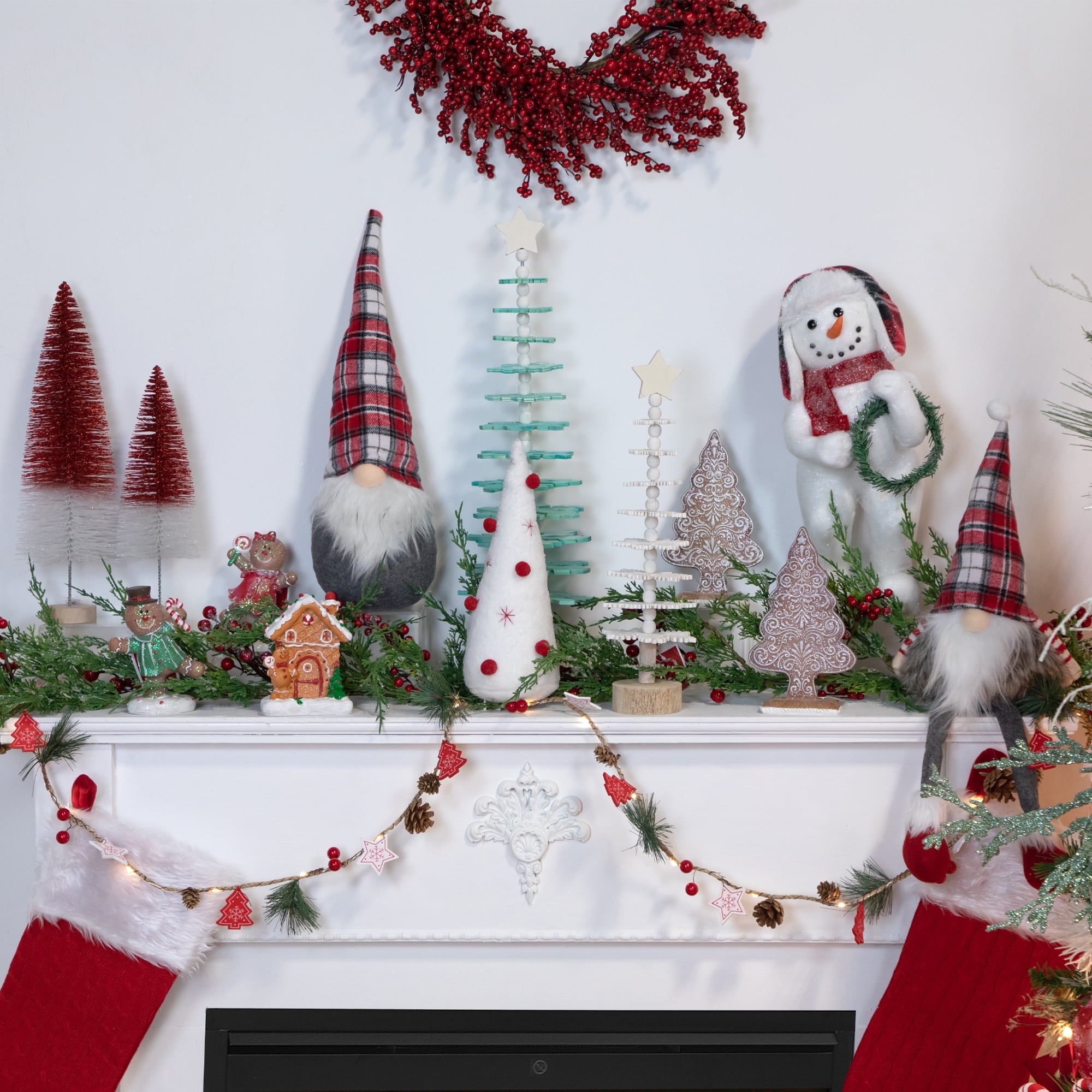 Northlight Pre-Lit Battery Operated Stars and Trees Christmas Garland - 6' - Warm White